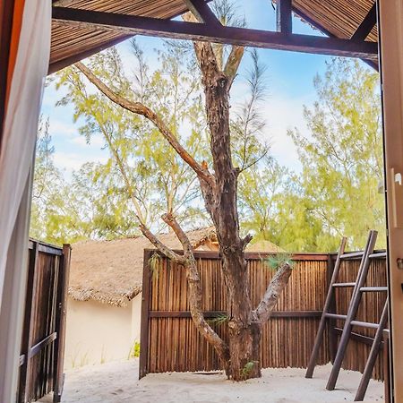 فندق Madakitecamp Antsiranana المظهر الخارجي الصورة